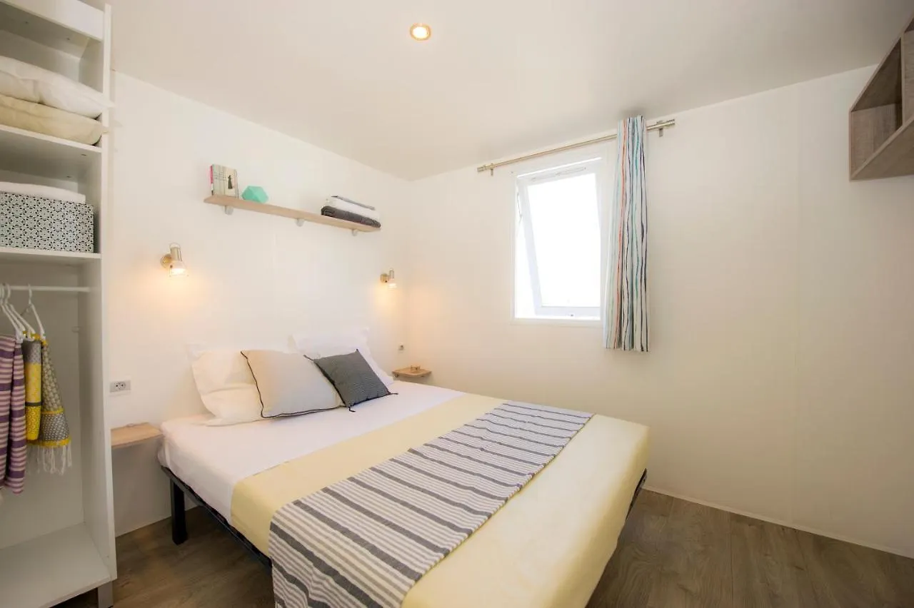 Vacanceselect Mobil Homes - Camping Platja Cambrils Campsite